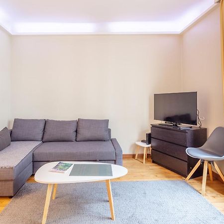 Appartement Place Du Trocadero Paris Bagian luar foto