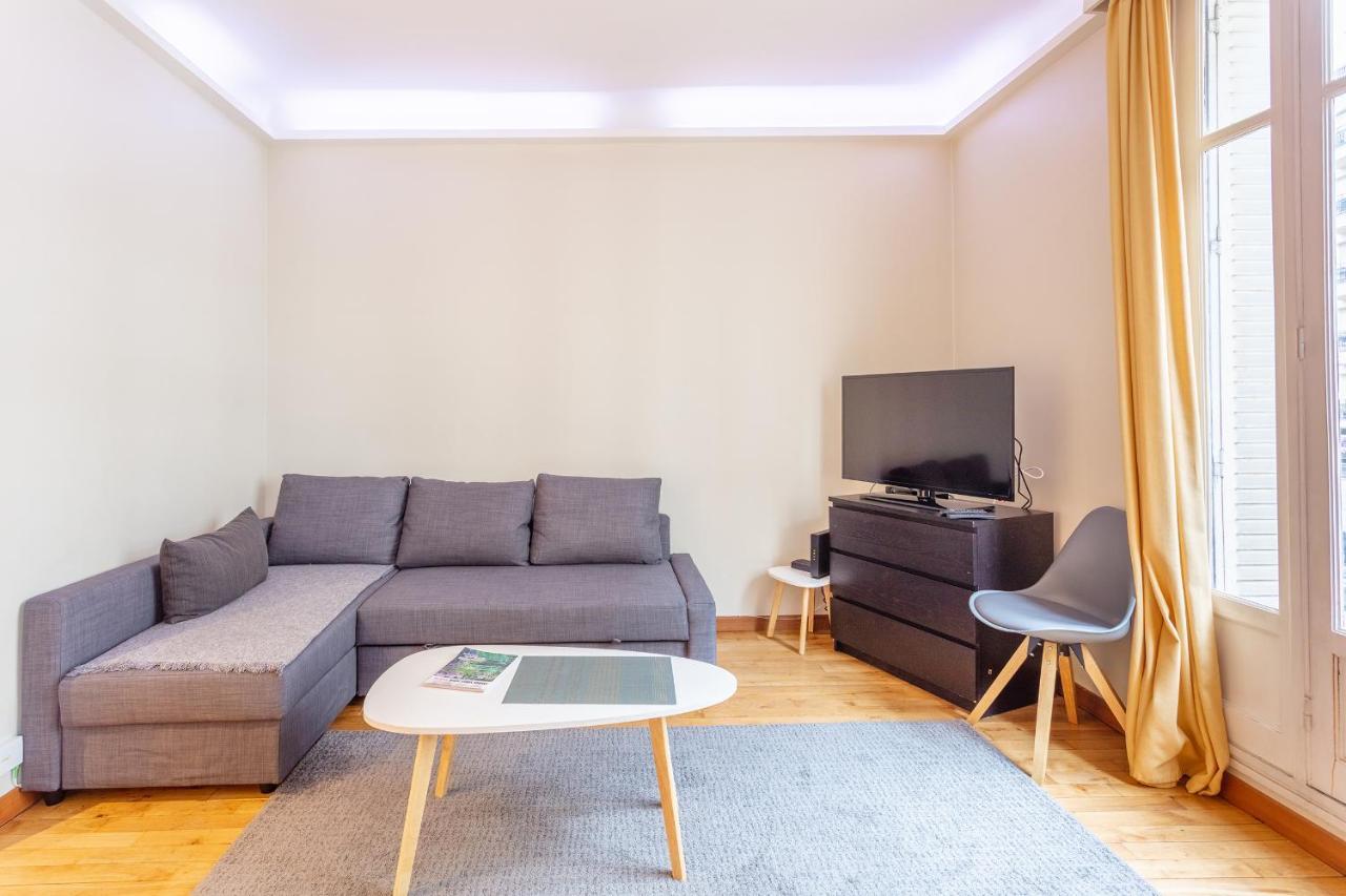 Appartement Place Du Trocadero Paris Bagian luar foto